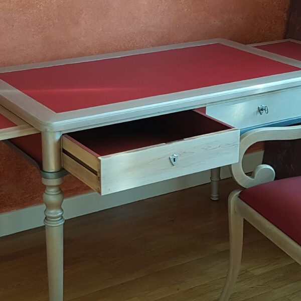 Bureau Grange et son fauteuil relooké