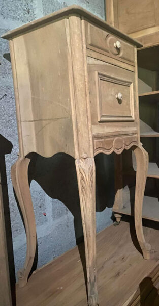 ChevetNoyerMarbre_avant