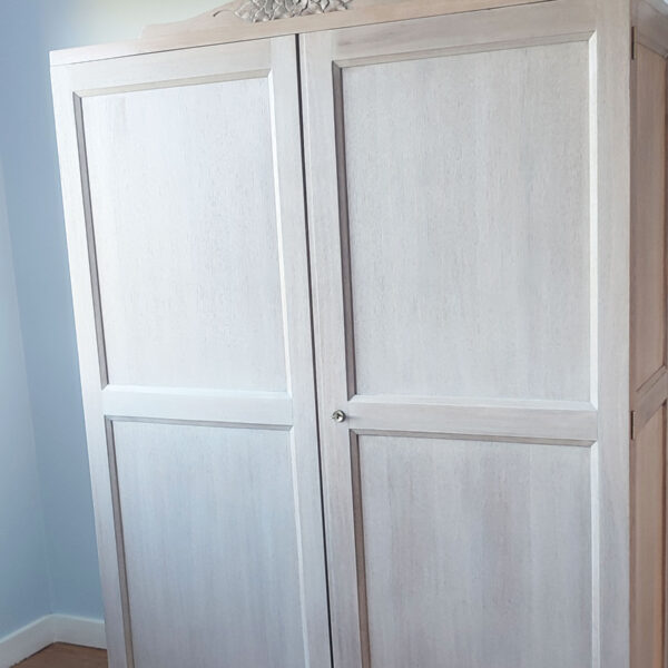 Armoire en chêne
