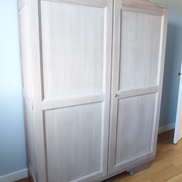 Armoire en chêne