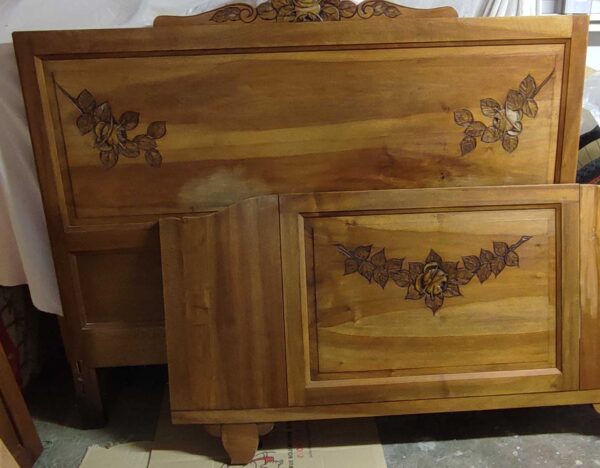 Lit noyer ancien AVANT