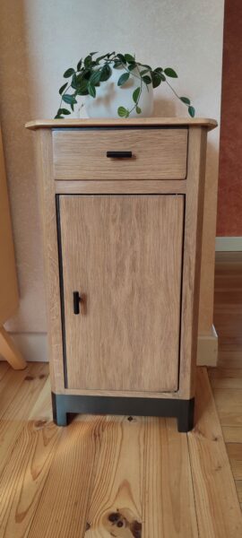 Petit confiturier en chêne