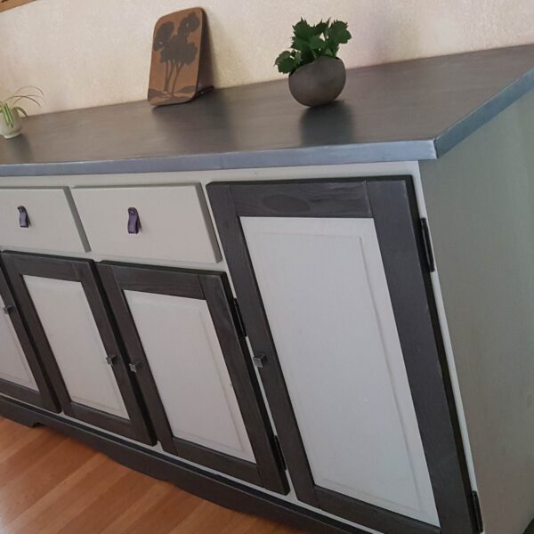 Buffet de salle à manger en pin lasuré gris