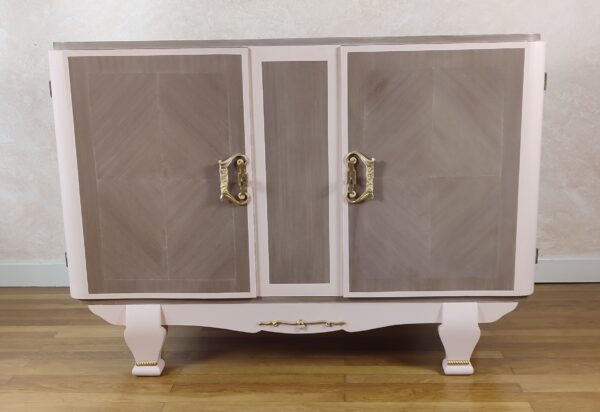 Enfilade Vintage ton bouton de rose vue de face