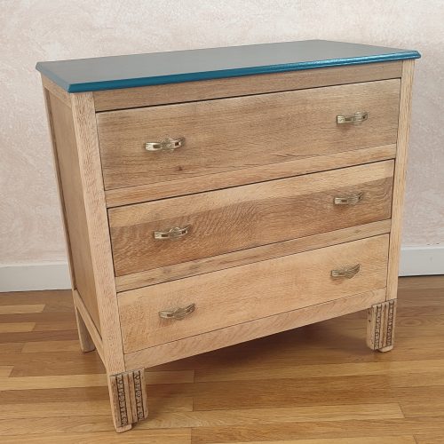 Commode 3 tiroirs en chêne avec plateau plume de paon